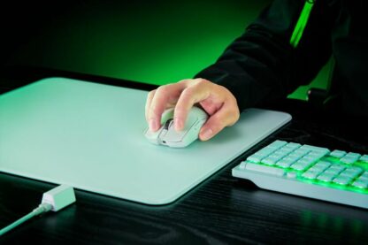 Razer Viper V3 Pro Mouse, white - Image 11