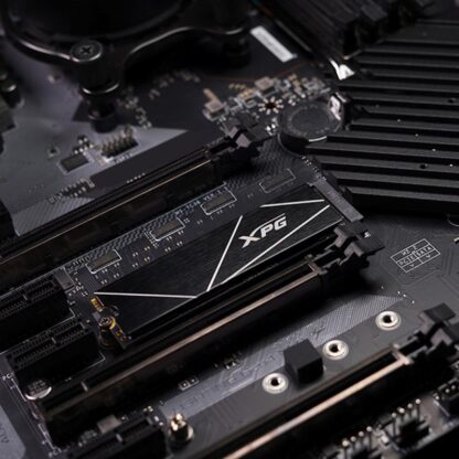 ADATA SSD 1TB M.2 PCIe XPG GAMMIX S70 - Image 8