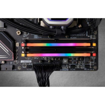 Corsair DDR4 16GB 3200MHz 2x8 RGB - Image 8