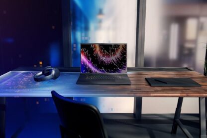 Razer Blade 18 QHD+I9-13950HX 32 2T 4090 - Image 4