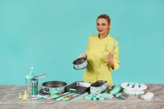 SET OF 8 DECORATION UTENSILS, SIMONA POPE