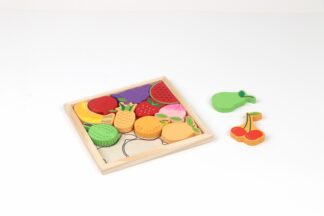 WOODEN PUZZLE WITH FRUIT, 12 PIECES