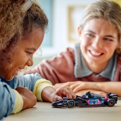 BWT Alpine F1® Team A524 Race Car, LEGO 77248 - Image 5