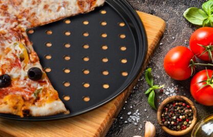 PERFORATED PIZZA TRAY 26 X 1.4 CM