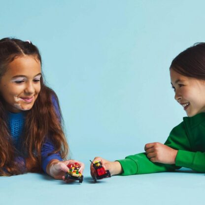 Pizza vs. Fire Truck Race Car Pack 60458 - Image 7