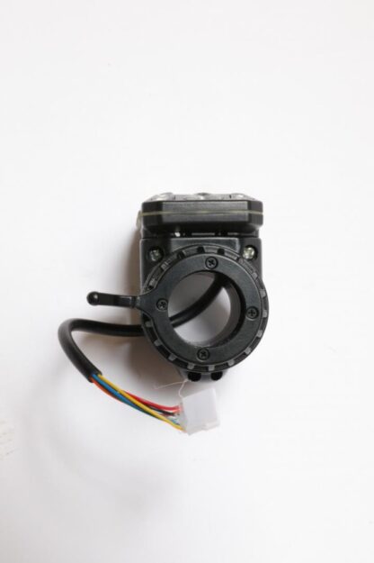 Screen with scooter accelerator lever - Image 3