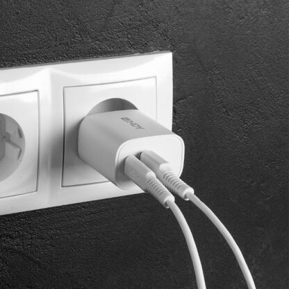 Lindy USB Type-A 20W charger - Image 3