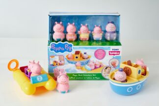 Adventure set, boat and piglet family