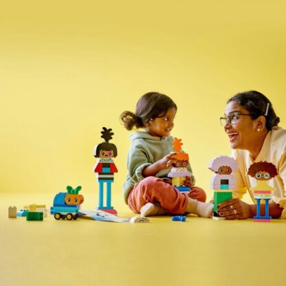 Buildable People with Big Emotions DUPLO, LEGO 10423 - Image 5