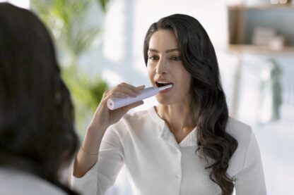 Sonicare HX3651/11 Electric Toothbrush - Image 3
