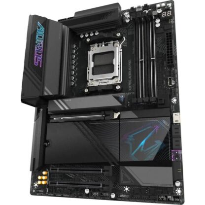 Motherboard GIGABYTE X870 AORUS PRO - Image 4