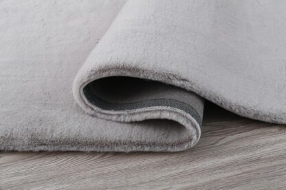 Soft shaggy rug 50x90 cm