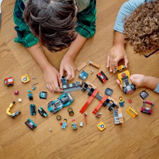 Custom Car Garage 60389