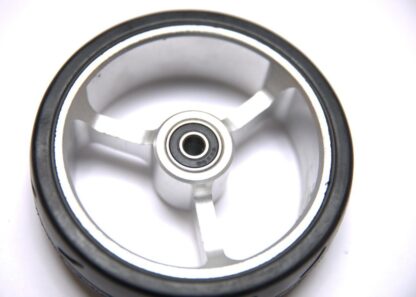 SCANDAL CARBON SCOOTER REAR WHEEL - Image 2